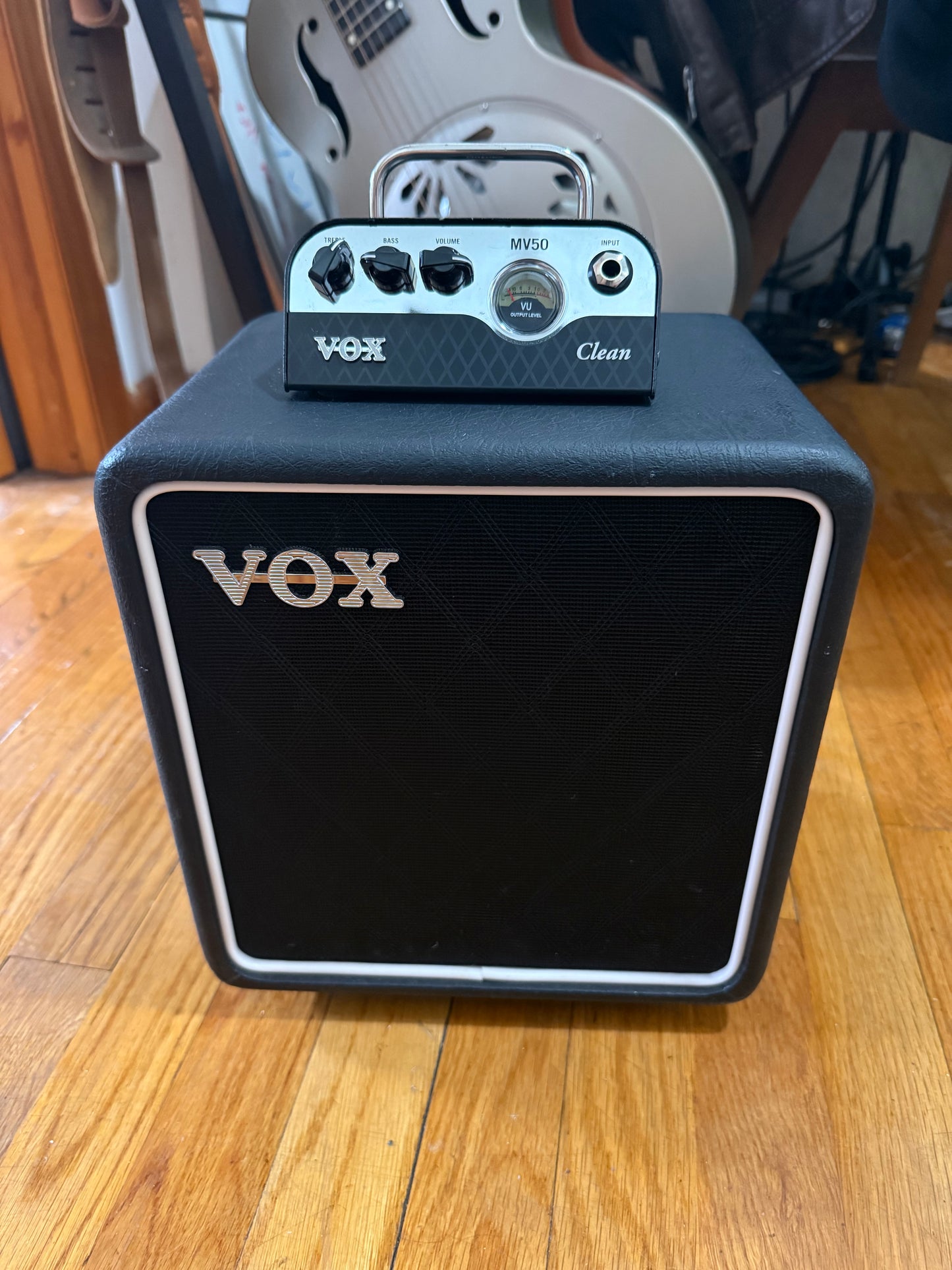 [STUDIO SALE] VOX MV50 Clean Amp + Cabinet